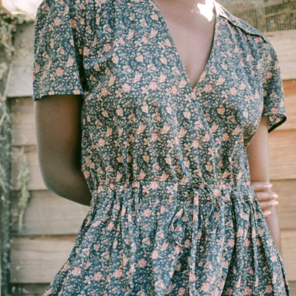 Christy Dawn Dress Black Cosmos Floral NWOT